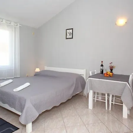 With Parking Space Nin, Zadar - 24385 Διαμέρισμα Nin