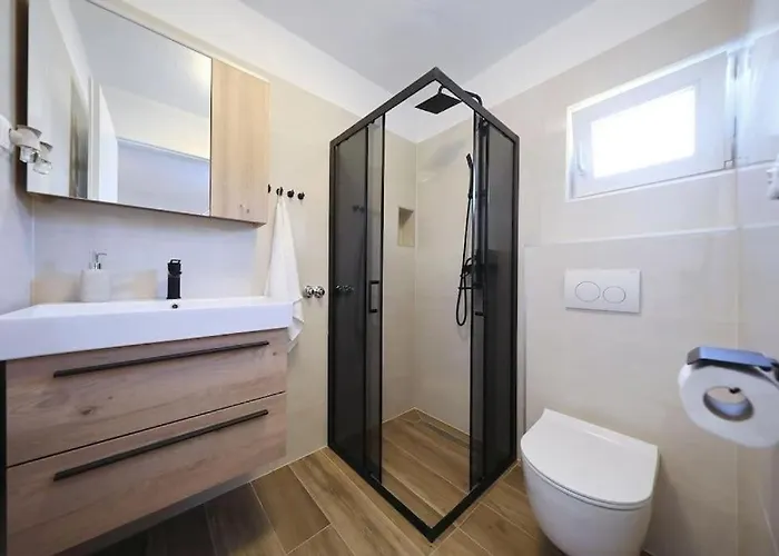 Appartement With Parking Space Nin, Zadar - 24385