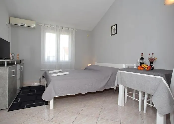 With Parking Space Nin, Zadar - 24385 Διαμέρισμα Nin
