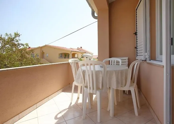 Apartment With Parking Space Nin, Zadar - 24385 Nin